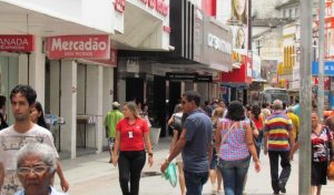 Aliança Comercial denuncia venda irregular de fogos de artificio no Centro de Maceió