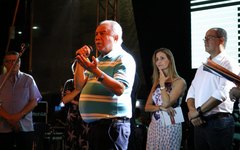 Prefeito Sérgio Lira discursa na abertura do Festival da Lagosta