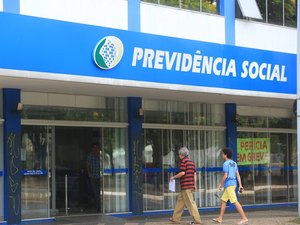 Justiça libera R$ 1,6 bilhão de atrasados a aposentados e pensionistas do INSS