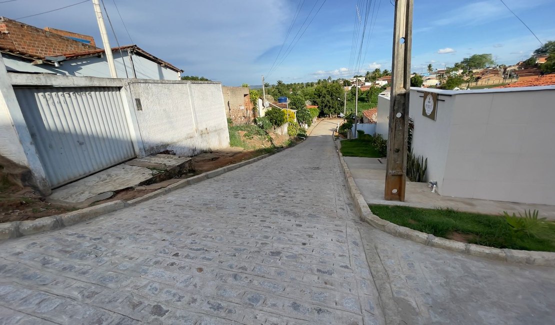 Prefeitura inaugura drenagem e pavimentação de ruas do Paraíso nesta sexta (12)