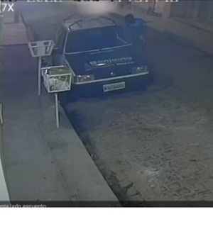 Ladrão rouba carro e tenta furtar loja de veículos essa madrugada, em Palmeira