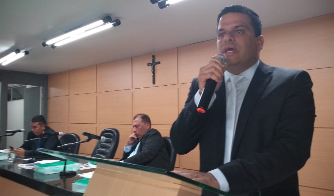 Thiago ML pede que Teófilo não deixe verbas retornarem para Brasília por falta de projetos