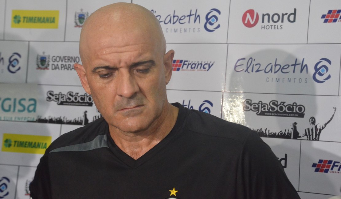 Agora é oficial: Itamar Schülle não é mais técnico do Botafogo PB na Série C 
