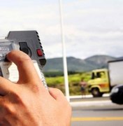 Dois condutores são presos por embriaguez ao volante na Ponta Verde, em Maceió