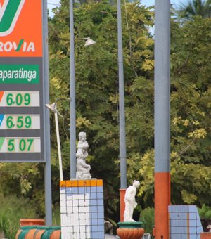 Preço da gasolina em Japaratinga supera valor médio adotado em Maceió