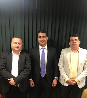 Vereadores de Arapiraca vão a Brasília discutir precatórios de professores