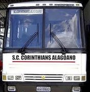 Ônibus de torcedores do Corinthians Alagoano é apedrejado em Arapiraca