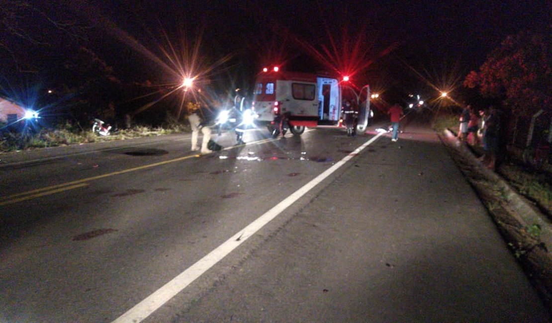Colisão entre carro e caminhão deixa dois feridos na BR-316, em Pilar