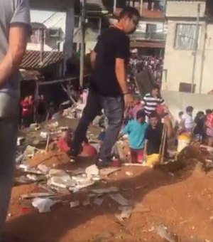 Já são 14 pessoas mortas em deslizamento em Niterói