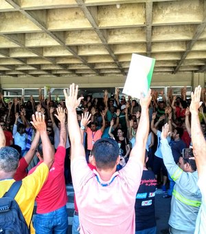 Servidores da Eletrobras decretam greve por quatro dias