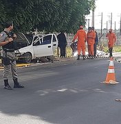 [Vídeo] Acidente na AL 110, em Penedo,  deixa três mortos e uma criança presa às ferragens