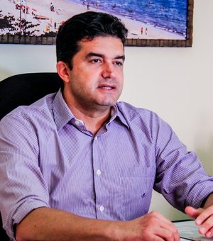 Rui Palmeira conversa com Antonio Albuquerque sobre alianças para as eleições
