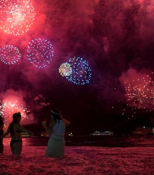 Qual é a origem dos rituais de Ano Novo no Brasil?