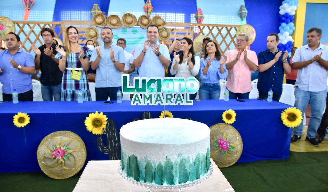 Prefeito de Major Izidoro apresenta Luciano Amaral Filho como seu pré-candidato a deputado federal