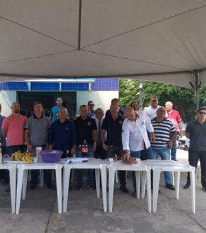Sindpol protesta contra falta de pagamento a terceirizados da Central de Flagrantes