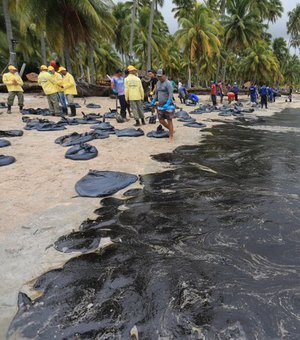Manchas de óleo se concentram em Pernambuco, diz Marinha