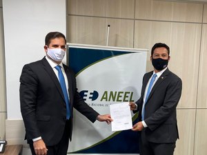 Rodrigo Cunha vai à Aneel e pede prorrogação por mais 6 meses da suspensão de corte de energia elétrica