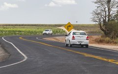 Estrada Pindorama-Bolivar, que liga a AL-105 à AL-110, encurta as distâncias entre os centros agrícola e comercial da Cooperativa Pindorama e Penedo