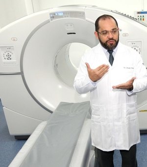 Médico arapiraquense recebe título de cidadão sergipano
