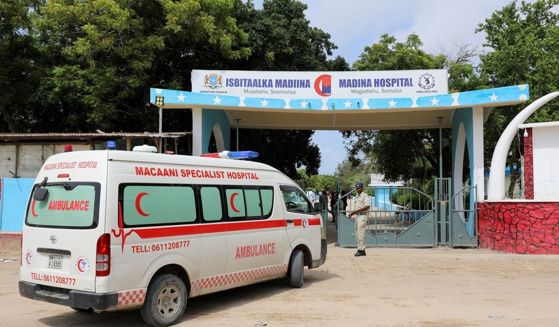 Atentado suicida contra base militar deixa 15 mortos na Somália
