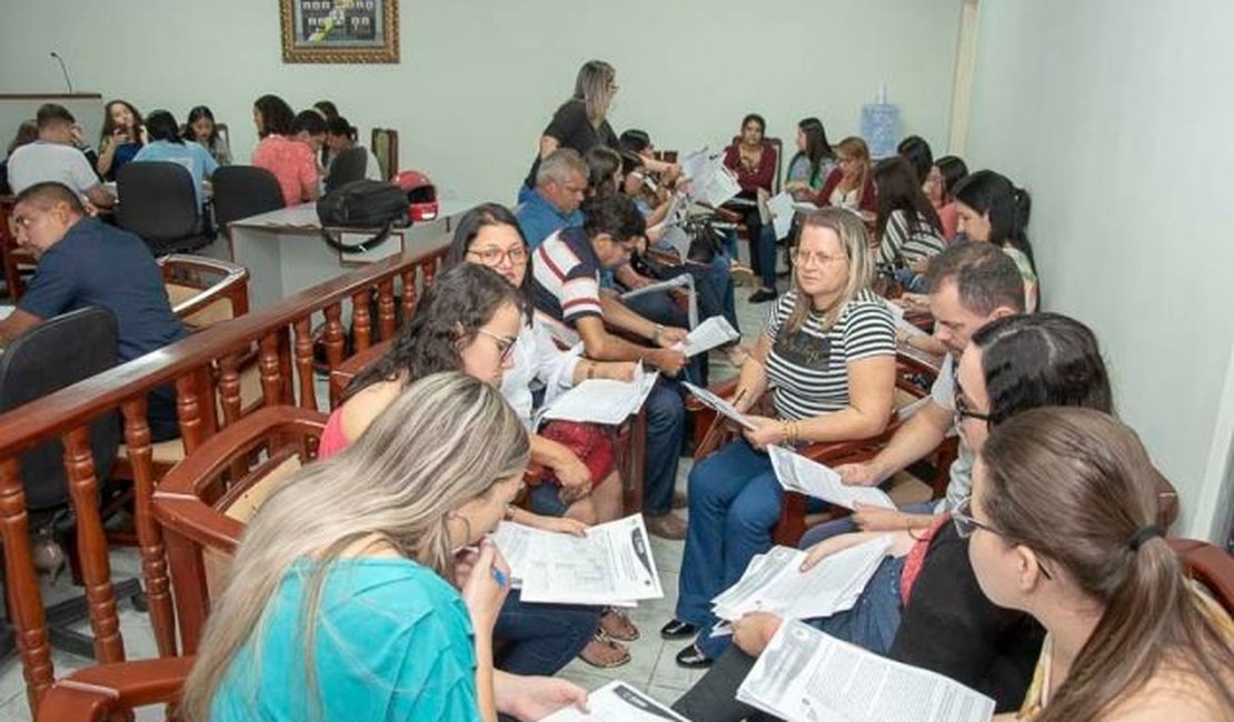 Prefeitura de Limoeiro de Anadia discute e avalia plano de ação do Selo Unicef
