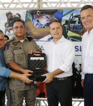 Alagoas entra na vanguarda tecnológica com a entrega de aparelhos de segurança