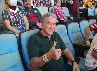 Parreira acompanha vitória do Fluminense no Maracanã: 'Bom saber que a gente é lembrado'