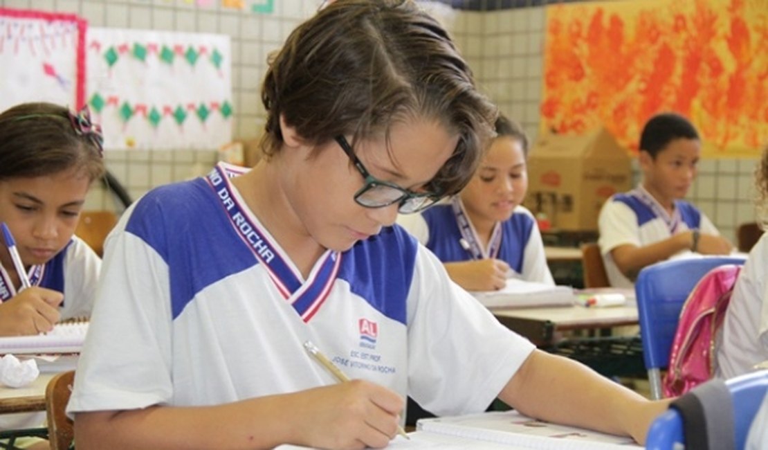 Cerca de 43% dos municípios ainda não prestaram contas de gastos com educação