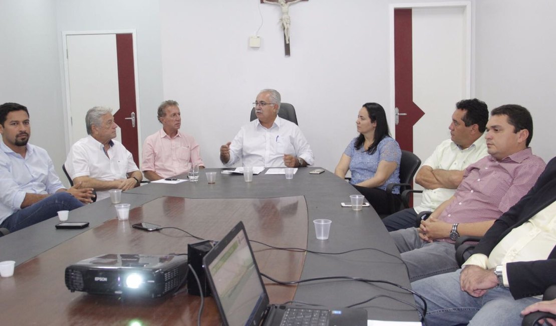 Visita de Téo Vilela à Arapiraca pode marcar início de articulação para o pleito de 2018