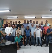 Câmara de Arapiraca promove encontro entre marchantes e FrigoVale