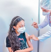 Maceió inicia vacinação de crianças de 8 anos sem comorbidades