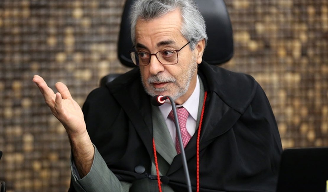 Alcides Gusmão renuncia à Presidência do Tribunal de Justiça