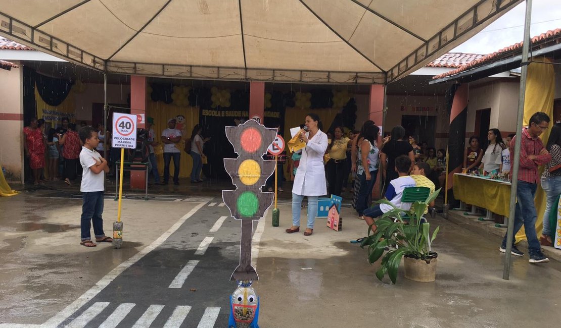 Educação no trânsito, combate a dengue e ao abuso infantil são temas de evento em Lagoa da Canoa