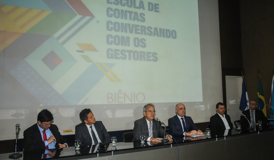 Prefeitura de Maceió participa de evento sobre gestão pública no TCE