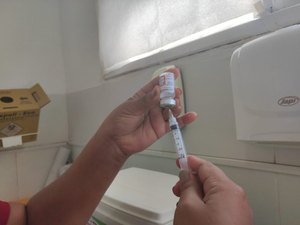 Secretaria de Saúde de Penedo realiza vacinação contra a gripe na praça de Santa Luzia no sábado