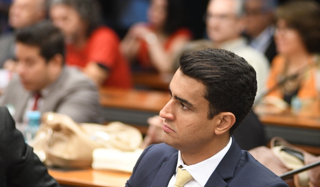 JHC é o único deputado de Alagoas a votar contra ao imoral Aumento do Fundo Partidário