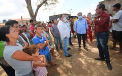 Em visita a acampamento, Luciano Barbosa diz que defenderá moradia digna para os arapiraquenses