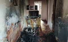 Incêndio é registrado em residência na zona rural de Porto Calvo