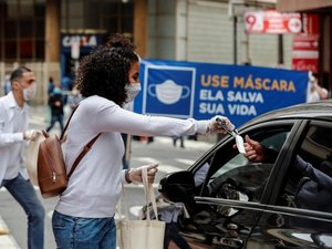 Com avanço de fases, Governo alerta os alagoanos que a pandemia não acabou