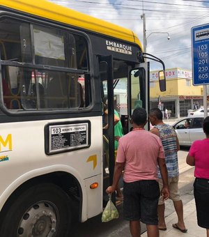 Pontos de parada de ônibus serão reordenados no Centro