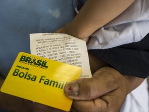 ‘Pacote social’ coordenado por Tabata Amaral prevê aumento do Bolsa Família