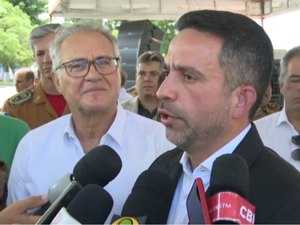 Em meio aos rumores de candidatura ao Governo de Alagoas, Renan Calheiros surge ao lado de Paulo Dantas