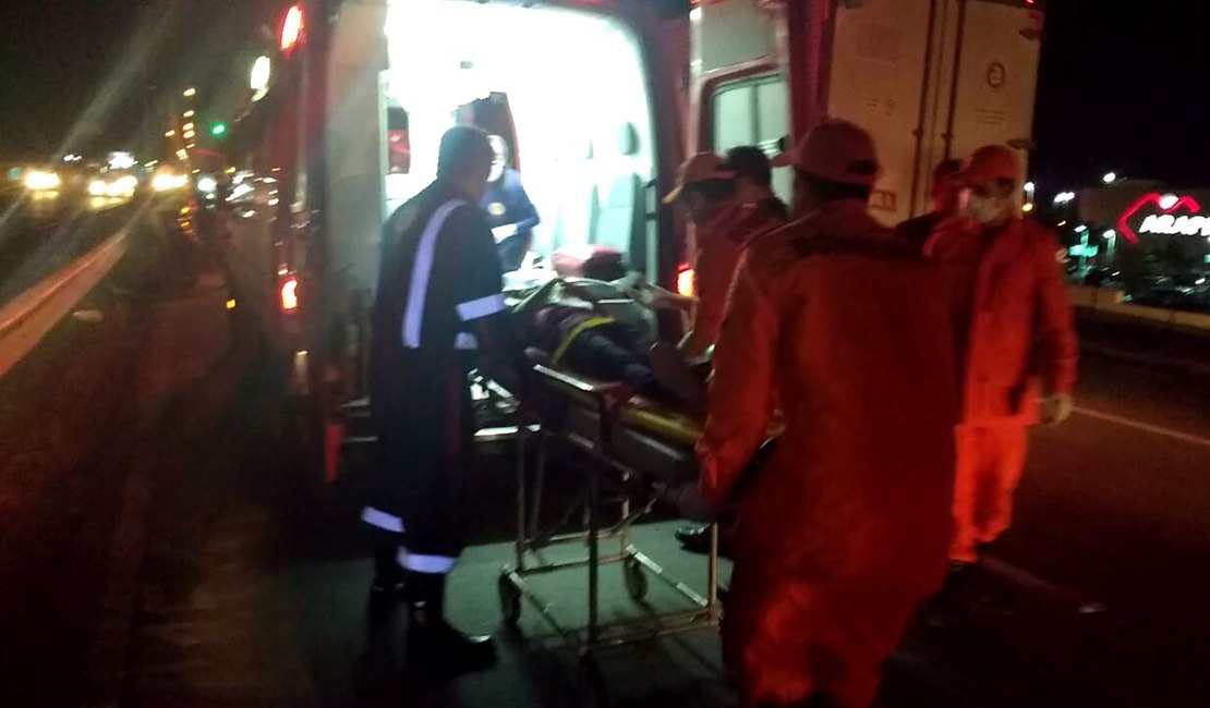 Acidente com motocicletas e cavalo deixa um morto e um ferido em Murici