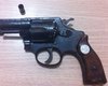 Homem é preso com drogas e arma na Grota do Pau D'arco, no Jacintinho