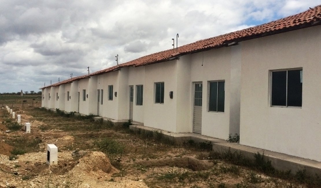 Craíbas: Estado entrega 50 casas nos próximos dois meses