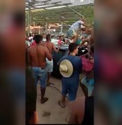 [Vídeo] Encontro de paredões acaba em pancadaria em Jacuípe