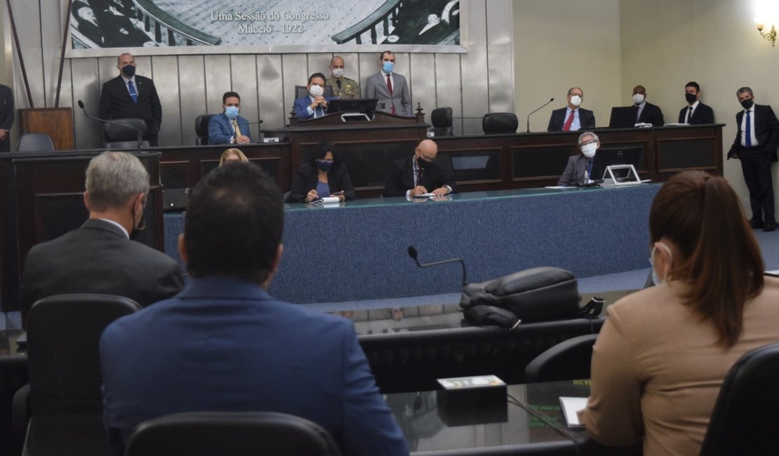 Deputados repercutem resultado das eleições durante sessão ordinária