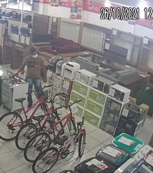 [Vídeo] Casal furta bocas de fogão em loja de eletrodomésticos em Arapiraca