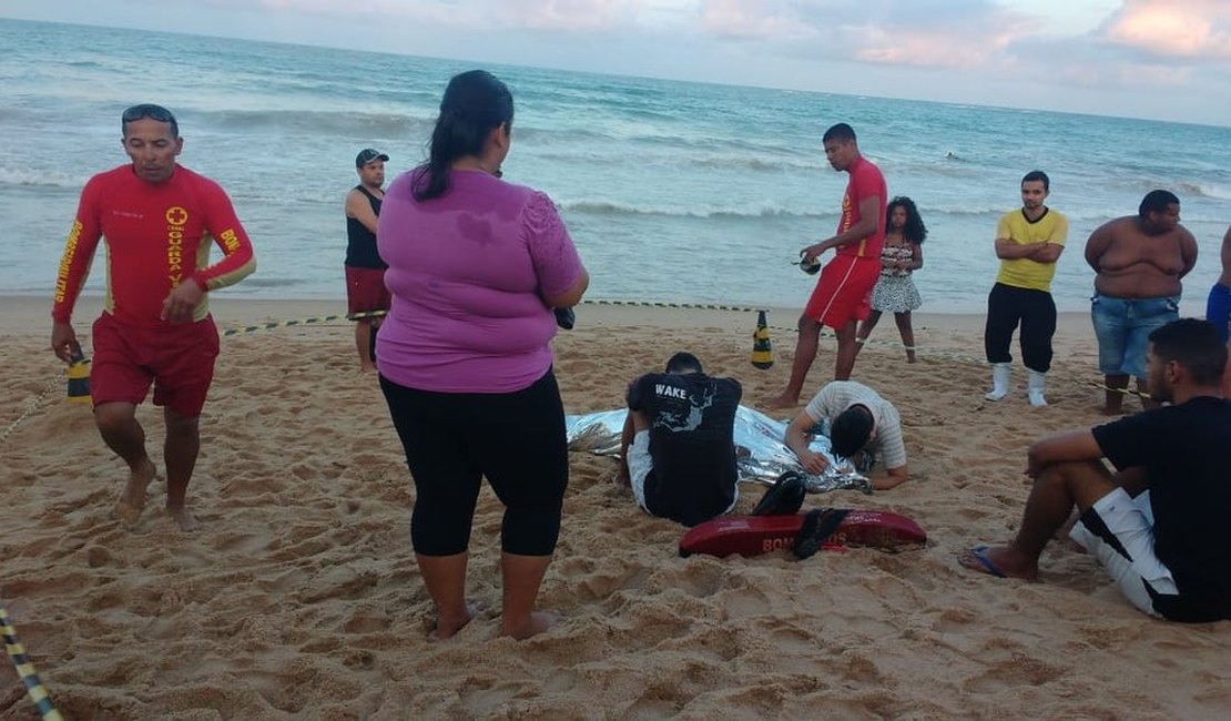 Adolescente de 17 anos morre afogado no mar de Cruz das Almas, em Maceió