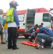 Mulher fica ferida em acidente com motos no Jardim Tropical